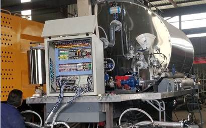 The multi-purpose intelligent emulsified asphalt spreader truck has multiple uses